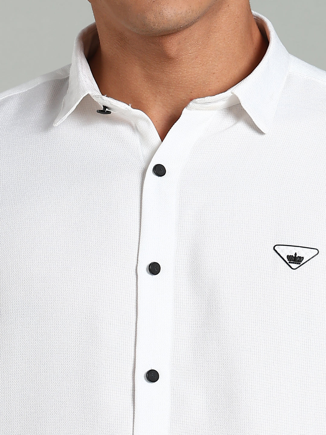 Striv White Solid Shirt