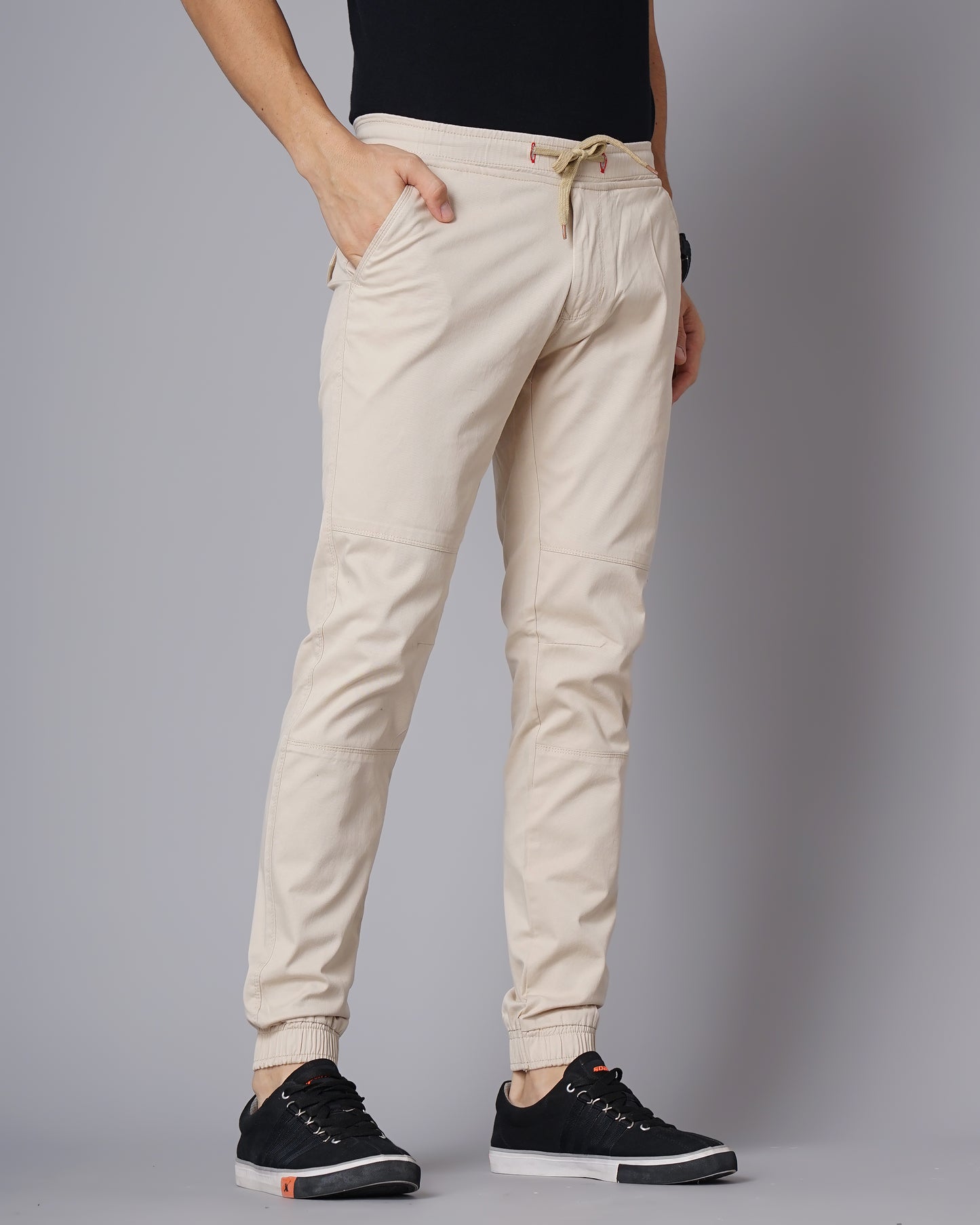 Twill Off White Jogger