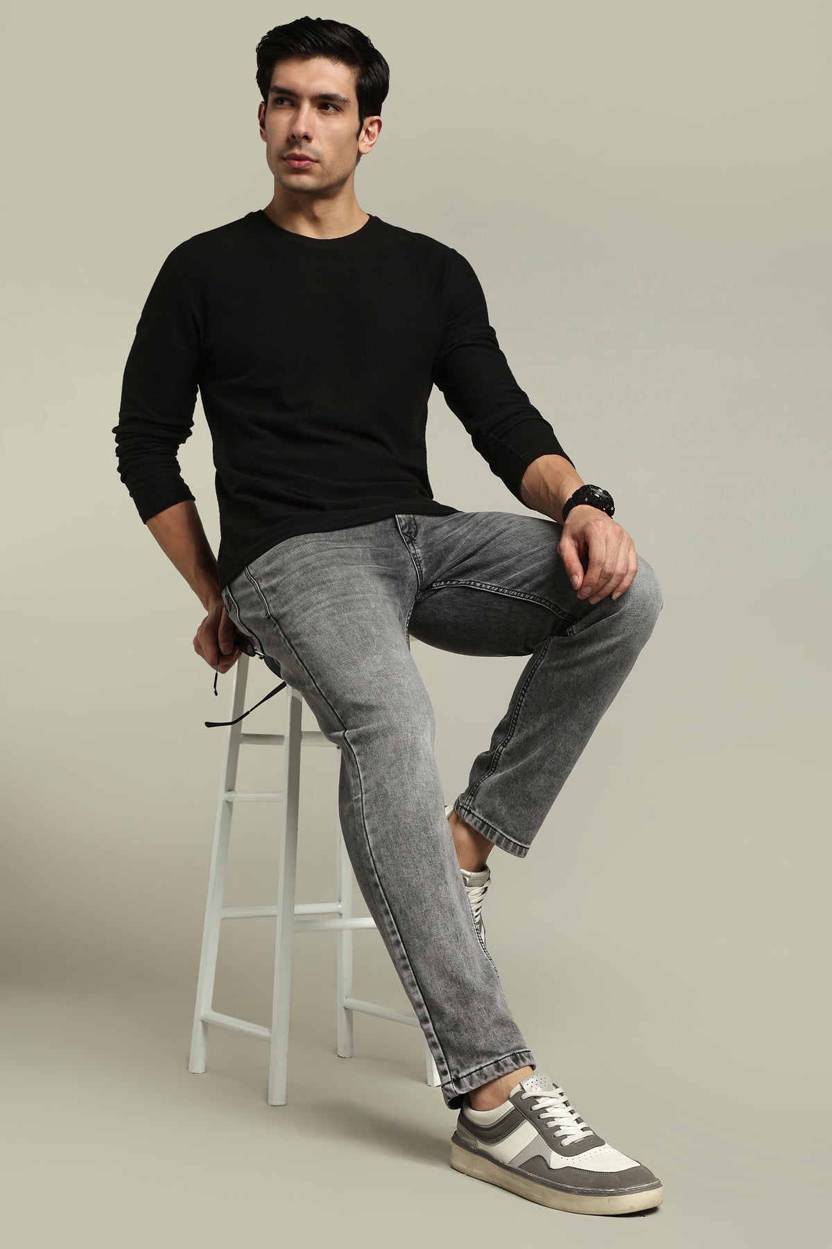 Kavor Grey Relax Tapered Jeans