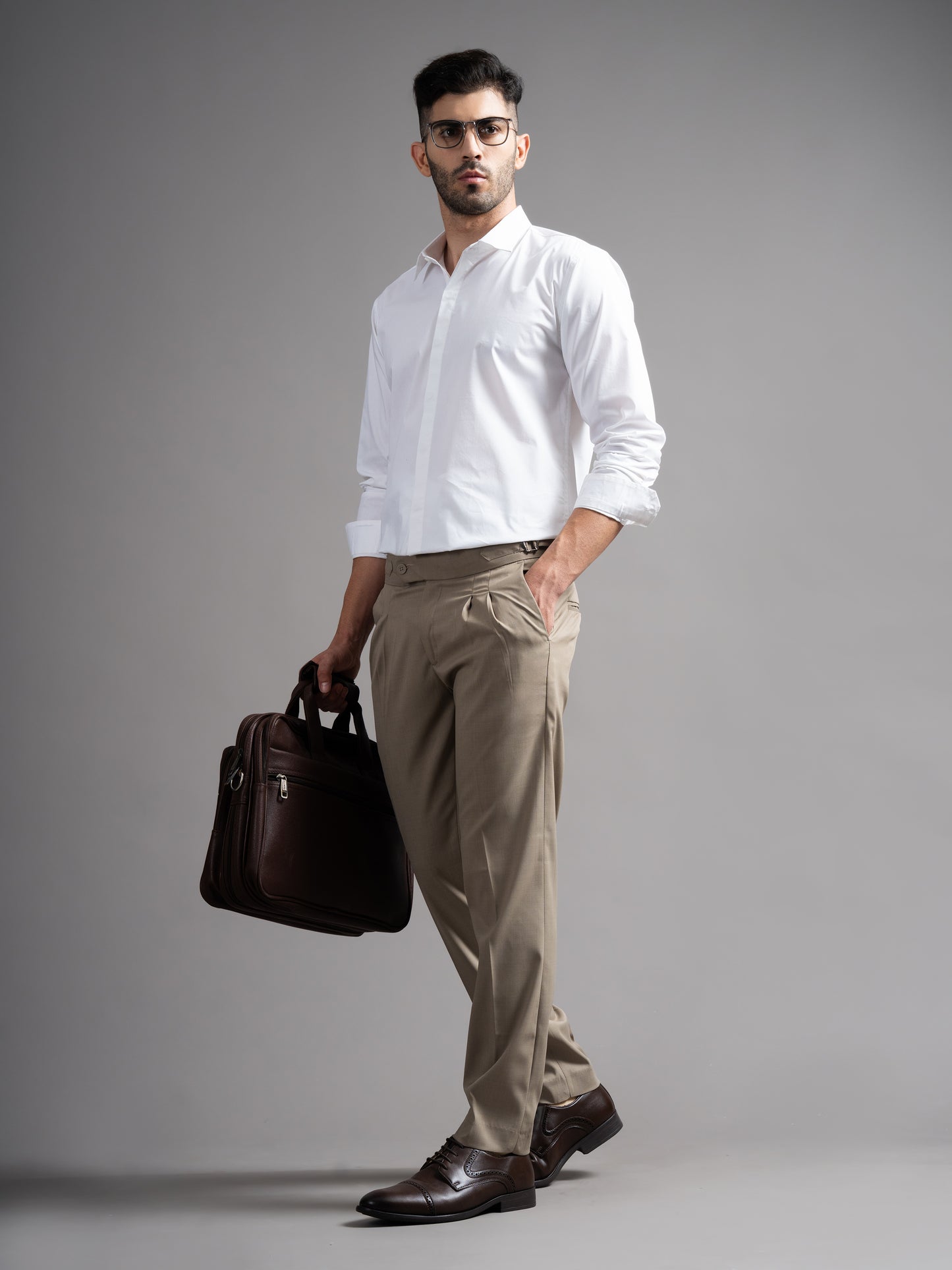 Evin White Solid Shirt